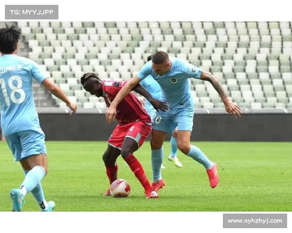 不同位置类型中场球员的特点分析与战术作用比较