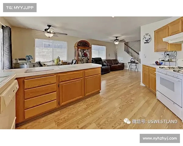 拉什福德分享与家人温馨合照感动网友展现家庭幸福时光 拉什福德分享与家人温馨合照感动网友展现家庭幸福时光